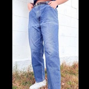 Levi’s Jeans (550s)
